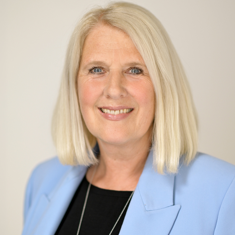 Susanne Simon, ICPO