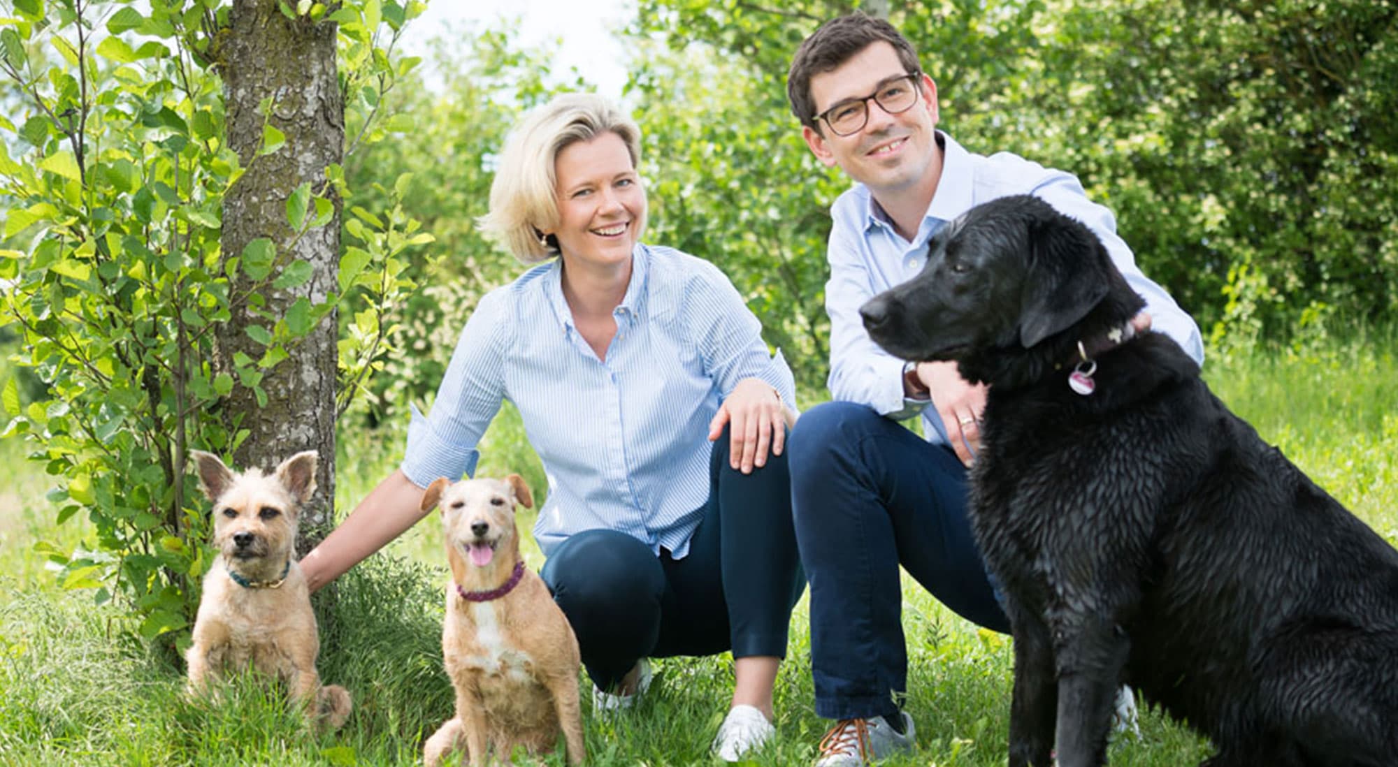 Dr. Kathrin Ladetzki-Baehs, Gründerin und Geschäftsführerin von adivo GmbH; Dr. Markus Waldhuber, Gründer und Geschäftsführer adivo GmbH (v.ln.r.)